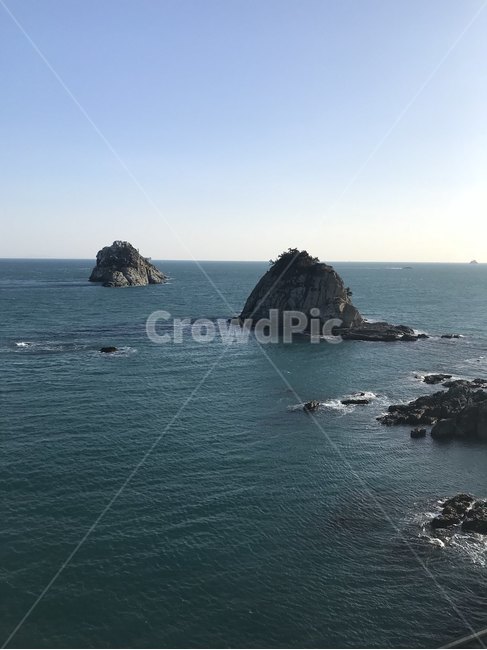 돌,바다,sea,바람,하늘,자연,풍경,nature,landscape,land,땅,outdoors,옥외,water,물,ocean,대양,shoreline,해안선,coast,연안