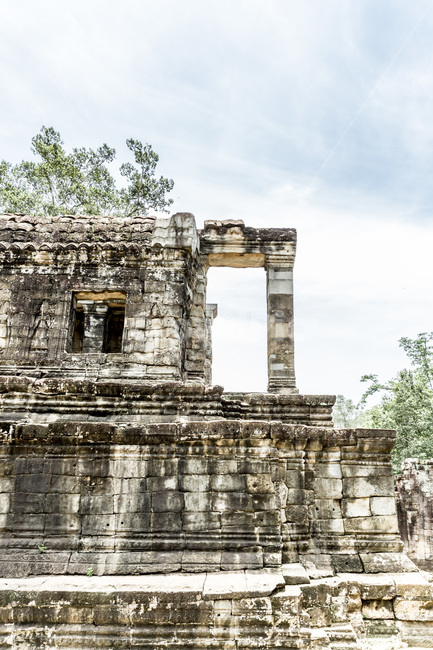 Cambodia,ancient architecture,nature,Historic sites,relics,employee,building,Temple,sight,Tourist destination,land mark,Emotion,Angkor Wat