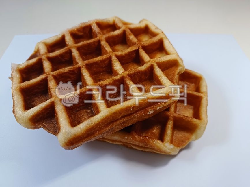 와플,waffle,요철모양,격자모양,브레드,빵,bread,베이커리,제빵,제과,빵집,카페,cafe,디저트