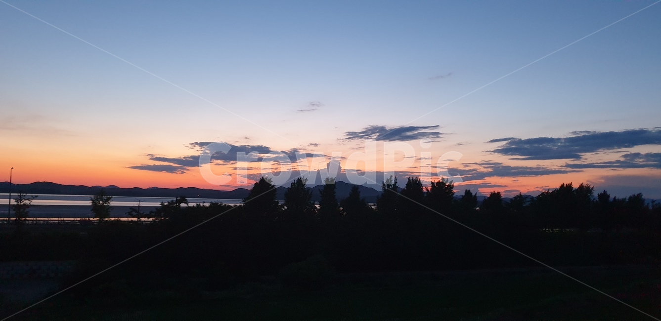 자연,하늘,붉은하늘,황혼,새벽,일몰,헤이리,파주일몰,자연,풍경,nature,landscape,outdoors,옥외,sky,sunset,dusk,dawn,red sky,붉은 하늘