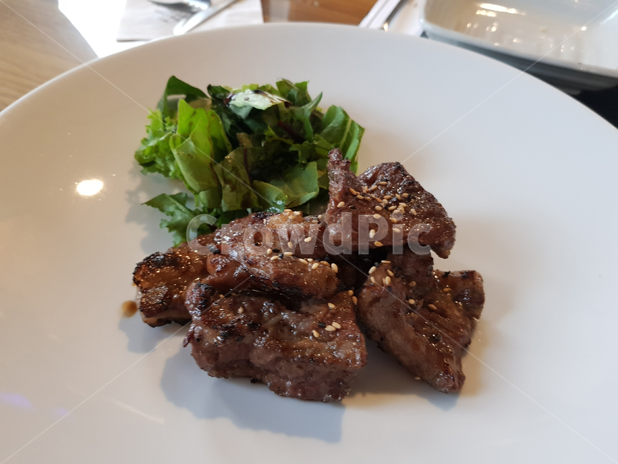 steak,스테이크,고기,dish,meat,음식,식재료,요리,food,cook,meal,dishes,food reserves