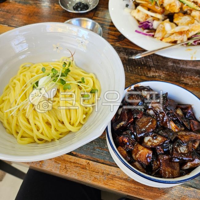간짜장,꾸덕한짜장,food,음식,meal,국수,noodle