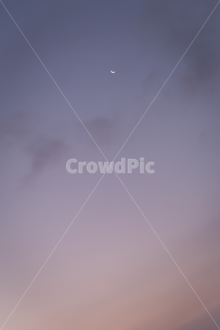 달,배경화면,감성사진,구룸,moon,감성,풍경,자연,색감,야경,밤,풍경,nightscape,night,landscape,nature,outdoors,옥외