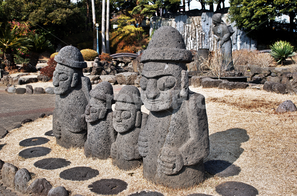 돌하르방,하루방,꼬마하루방,제돌이,제주도,석상,랜드마크,현무암,민속