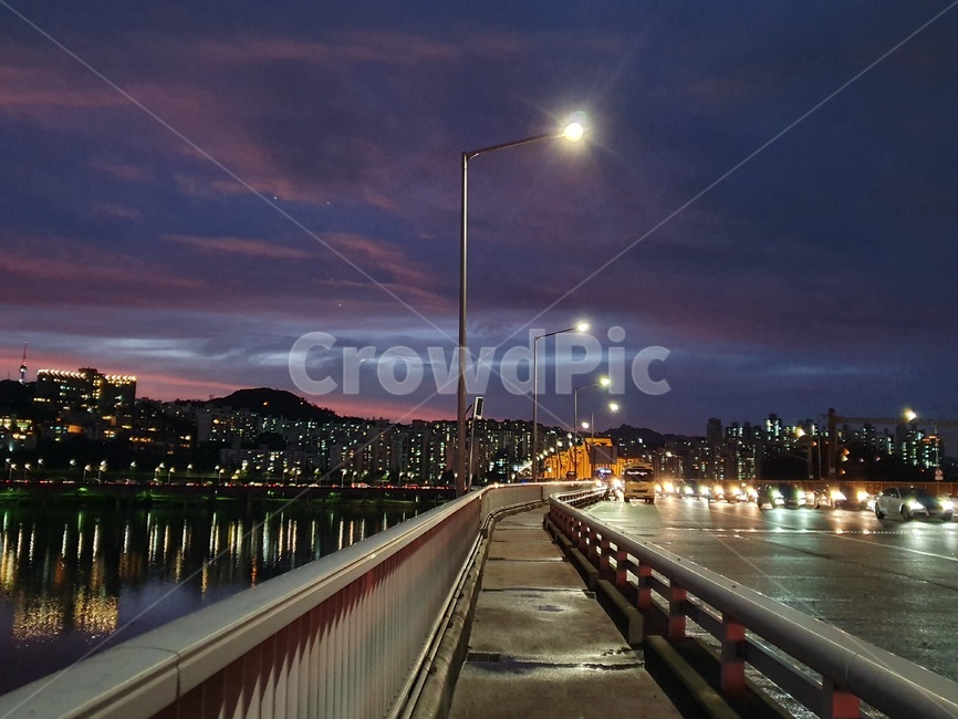 sky,한강,하늘,밤하늘,야경,비온뒤,도로,가로등,야경,밤,풍경,nightscape,night,landscape,도시,city,road