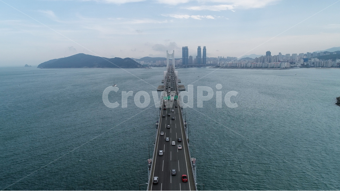광안대교,광안리,바다,부산,항공촬영,바닷가,대교,교통,자동차,교통체증,교통상황,이기대,용호동,시원한,다리,관광명소,도시,풍경,city,landscape,한국도시풍경,한국도시경관,korea cityscape,교통,교통수단,traffic,transportation,military,군,vehicle,차량,navy,해군,ship,배,cruiser,순양함
