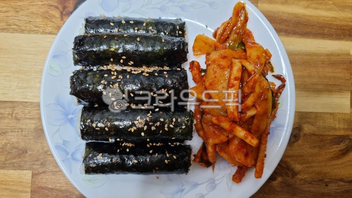 충무김밥,무우김치,오징어,음식,food,양념