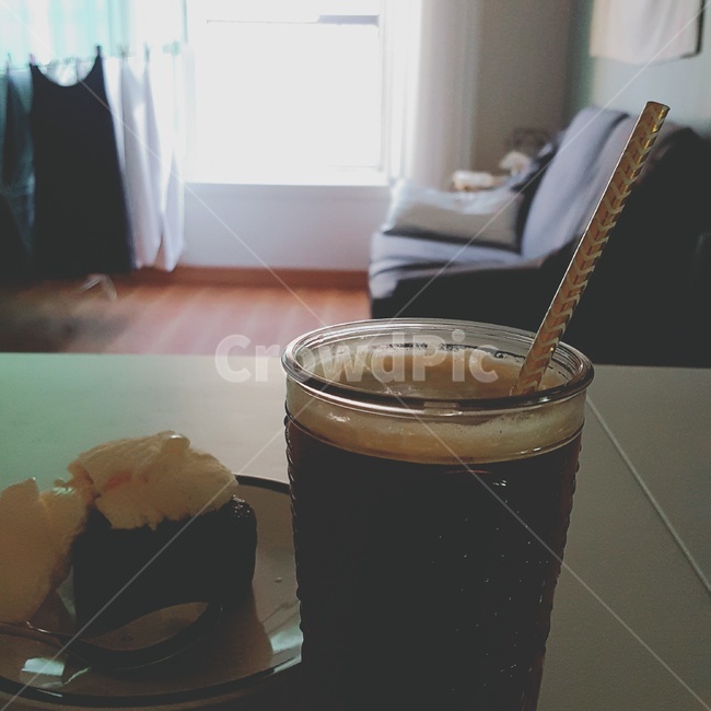 아아,아이스아메리카노,홈카페,퐁당쇼콜라,여유,혼자,일요일오후,여름