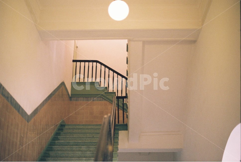계단,조명,공간,인테리어,필름사진,감성,sensible,feeling,인테리어,실내디자인,interior design
