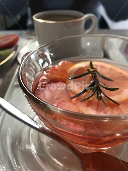 데이트,카페,음료,자몽티,자몽음료,허브,컵,음료수,drink,beverage