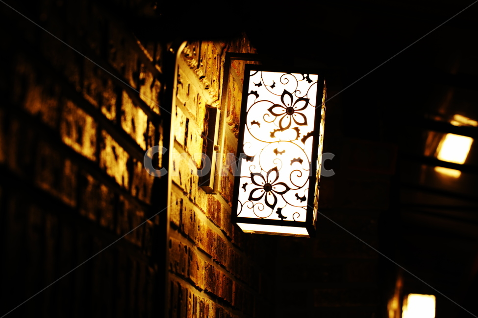 조명,등,조명등,꽃무늬,전통문양,사각등,불빛,야경,밤,풍경,nightscape,night,landscape,한국전통,한국문화,korean traditional,korean culture