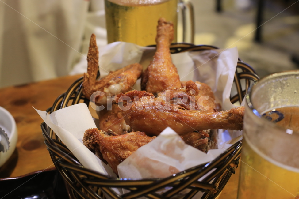 치킨,치맥,통닭,음식,치킨한마리,호프집,음식,식재료,요리,food,cook,meal,dishes,food reserves,술,주류,alcohol