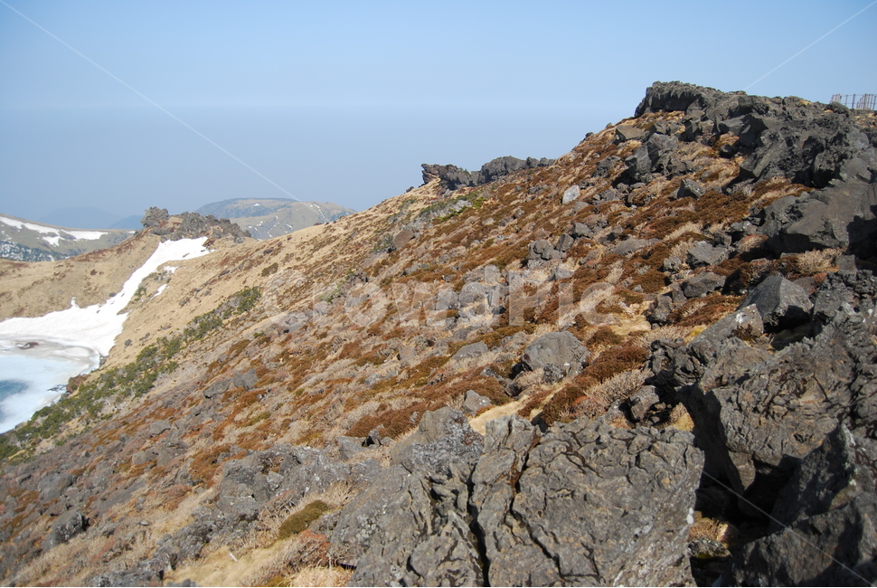 한라산,국립공원,등산로,자연,계절,자연,풍경,nature,landscape,한국자연풍경,한국자연경관,korea nature landscape,제주도,jeju,jeju island,slope,경사,outdoors,옥외,leisure activities,레저 활동,adventure,모험