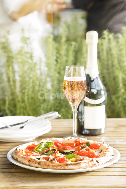 음식,요리,미식,식사,피자,음료,와인,장식,녹색,음식,식재료,요리,food,cook,meal,dishes,food reserves,양식,서양음식,서양요리,western food,western dishes,western meal,western cook,술,주류,alcohol