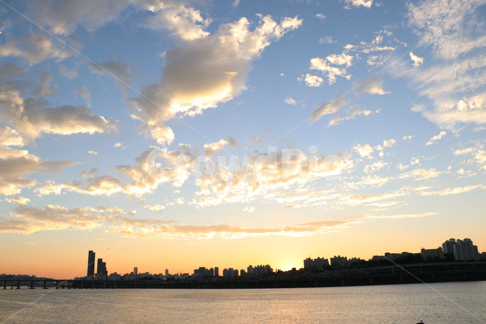 한강,석양,구름,hanliver,sunset,cloud,도시,풍경,city,landscape,한국도시풍경,한국도시경관,korea cityscape,nature,자연,outdoors,옥외,일몰,dawn,새벽,red sky,붉은 하늘,dusk,황혼,sky,하늘