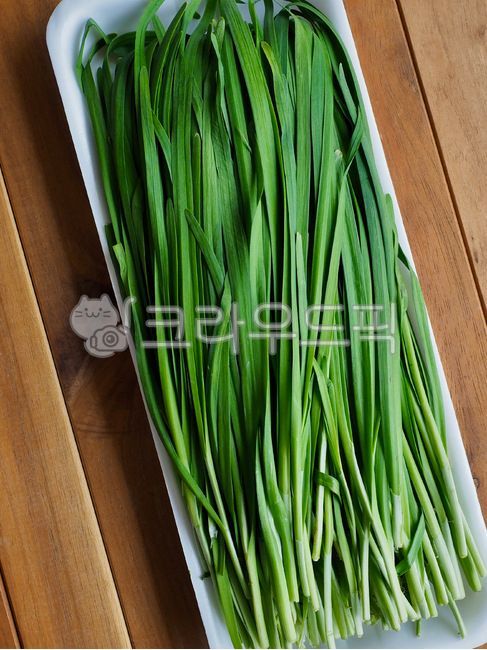 부추,유기농,유기농부추,채소,야채,음식,음식재료,녹색,chives,organic,organicleek,vegetable,food,foodingredients,green,배경,background,웰빙,웰빙음식,녹색채소,잎,잎채소,wellbeing,wellnessfood,greenvegetable,leaf,leafvegetable,식물,plant,음식,식재료,요리,food,cook,meal,dishes,food reserves,채소,야채,vegetables