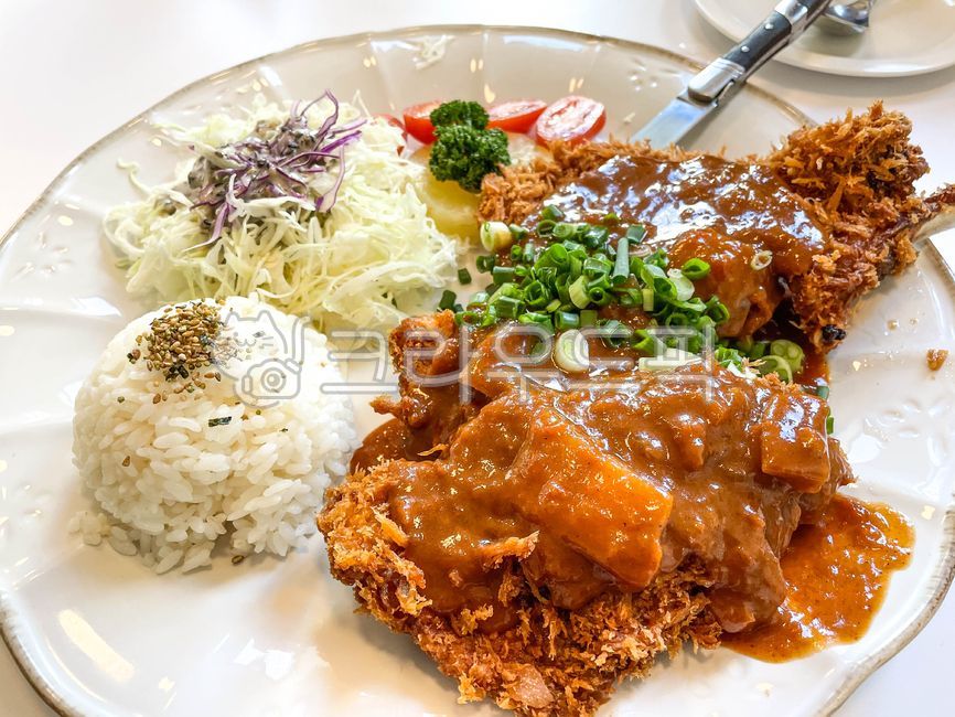 meal,Pork cutlet set meal,pork cutlet,Light Western food,food