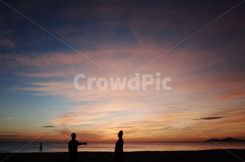 일출,일몰,커플,해변,비치,자연,풍경,nature,landscape,해변,바다,beach,sea,사람,인물,인간,human,person,연인,커플,사랑,lover,couple,인물실루엣,사람실루엣,character silhouette,human silhouette,여행,휴가,traveling,vacation,trip,silhouette,실루엣,outdoors,옥외