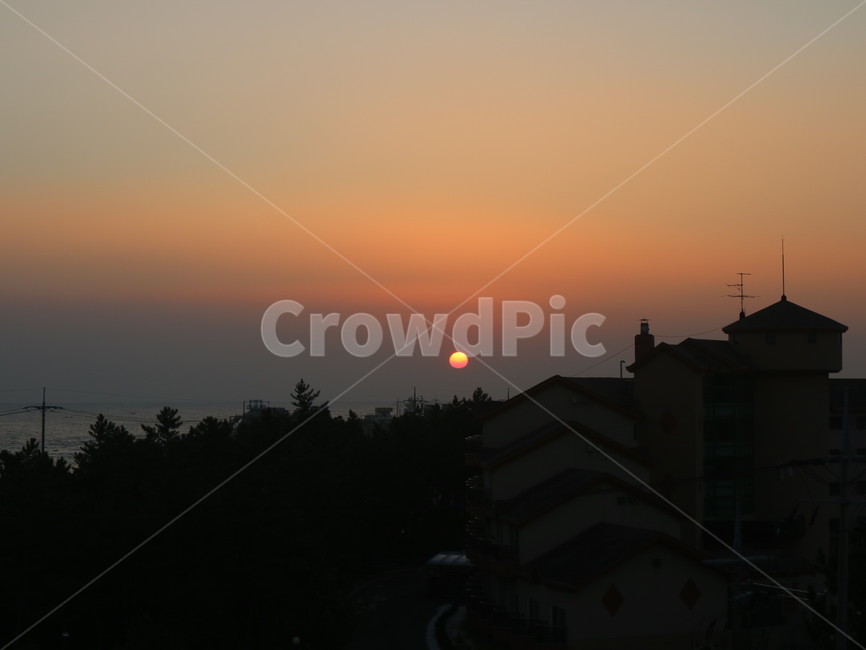 새해,해돋이,바다,풍경,일출,자연,풍경,nature,landscape,outdoors,옥외,dawn,새벽,red sky,붉은 하늘,sunset,일몰,sky,하늘,dusk,황혼