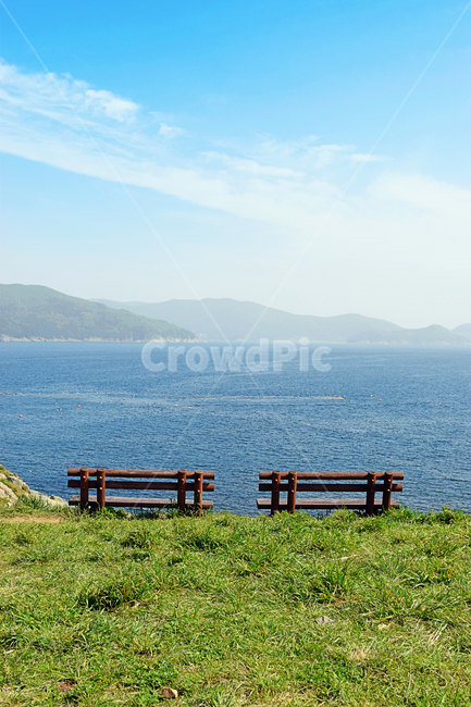 거제도,바람의언덕,벤치,감성,바다,섬,관광지,풍경,의자,구름,파랑,풀,풀밭,옥외,자연,하늘