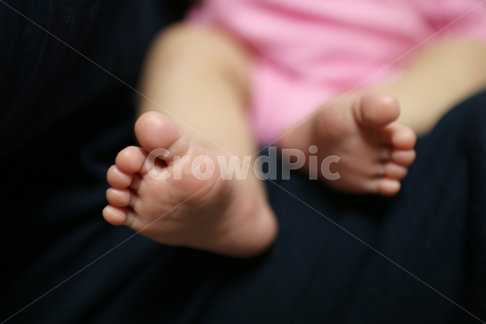 발,아기,감성사진,탄생,딸,기쁨,책임감,설레임,사랑,육아,기념,행복,귀여움,생명,발바닥,신생아,baby,birth,보살핌,애정,사람,인물,인간,human,person,어린이,어린아이,child,children,kid