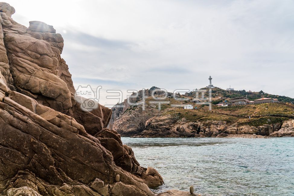 sky,korea island,Gyeongnam,nature,island,Tongyeong,south sea,sea road,Tongyeong retail market,cloud,Somaemuldo,ocean,lighthouse island,sight,Korean natural scenery,Korean Island,Gyeongsangnamdo,cookie dough