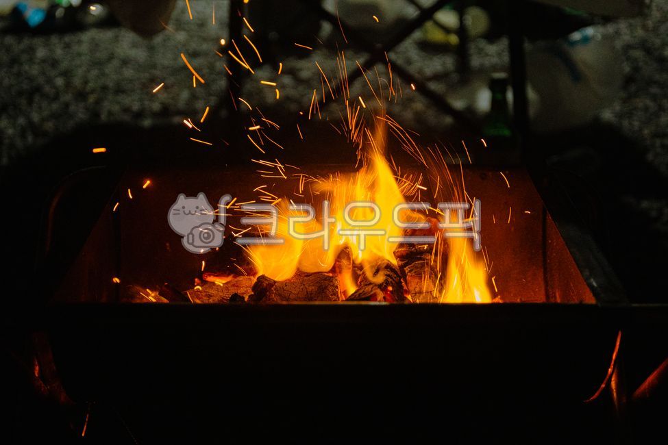 캠핑, 캠핑장, 장작불, 화로, 불꽃, 사진,이미지,일러스트,캘리그라피 - 꿈꾸는아빠작가