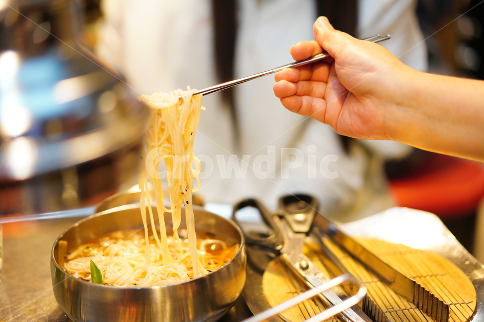 국수,면요리,면발,장아찌국수,후식,식사,사발,한식,먹방,음식,푸드,음식,식재료,요리,food,cook,meal,dishes,food reserves,면류,면요리,noodles,한식,한국음식,한국요리,korean food,korean dishes,korean meal,korean cook