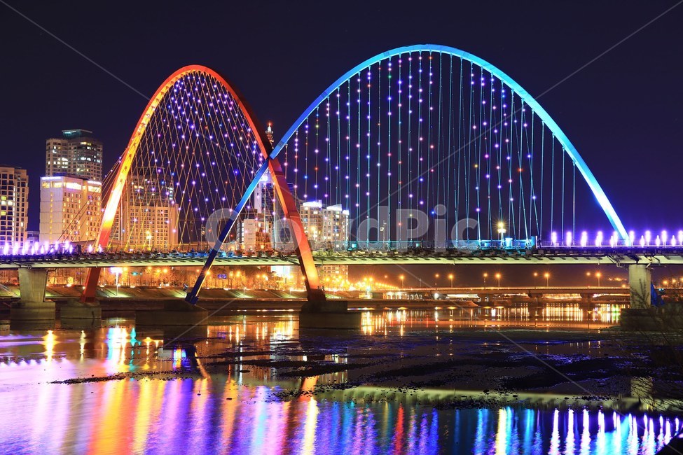 건물,다리,건축물,architecture,bridge,대전,엑스포다리,야경,불빛,야경,밤,풍경,nightscape,night,landscape,건축물,건물외관,exterior,building,structure,architecture,construction