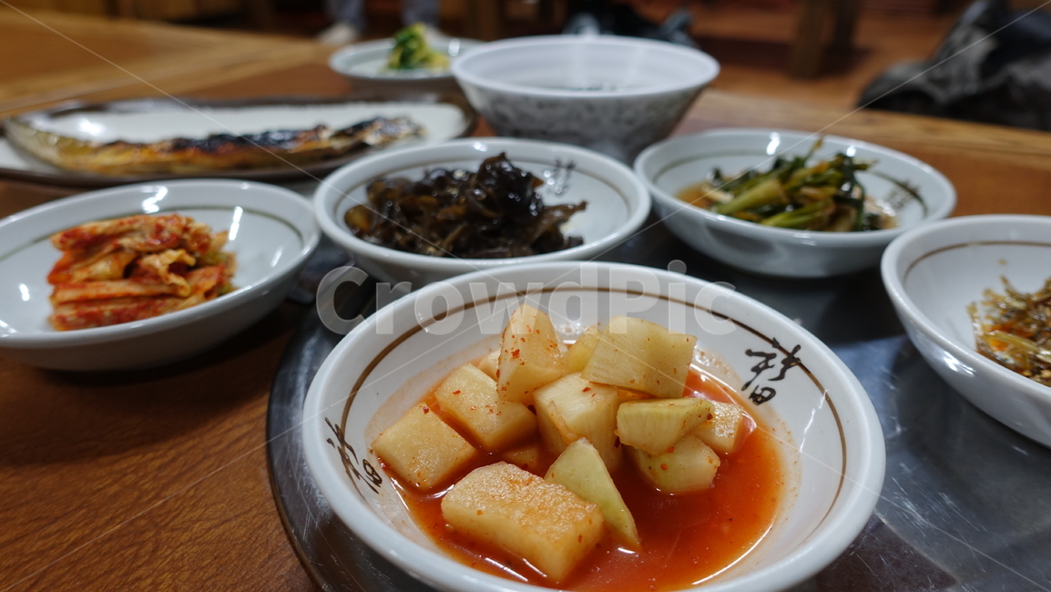 음식,한국음식,식사,dish,meal,food,koreanfood,반찬,sidedishes,깍두기