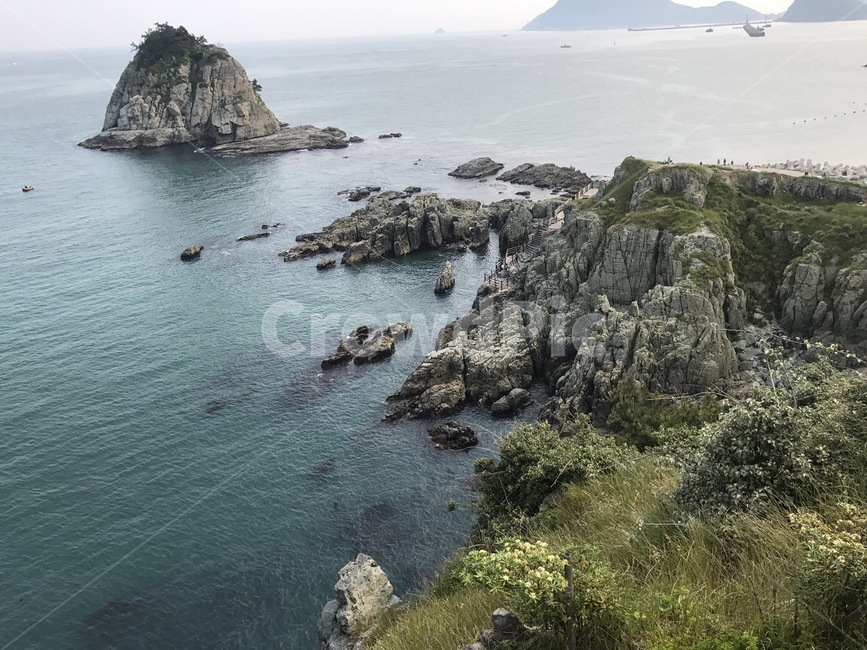 오륙도,스카이브릿지,바다,섬,부산,백운포,자연,풍경,nature,landscape,한국자연풍경,한국자연경관,korea nature landscape,land,땅,outdoors,옥외,shoreline,해안선,water,물,sea,ocean,대양,promontory,곶,coast,연안
