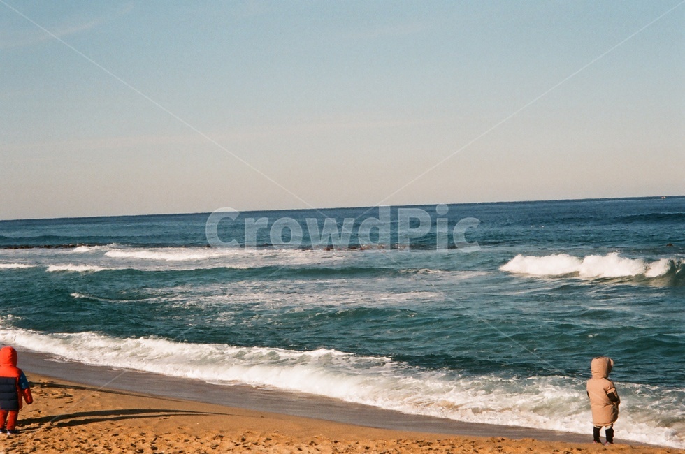 강릉,필름카메라,후지,감성,해변,자연,풍경,nature,landscape,해변,바다,beach,sea,outdoors,옥외,water,물,ocean,대양,leisure activities,레저 활동,adventure,모험