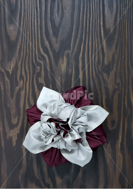 명절,새해,설,설날,추석,한가위,페브릭,보자기,선물,선물상자,선물포장,소품,데코,이벤트,기념일,감사,리본,vip,백그라운드,질감,나무,팝업,한국전통,한국문화,korean traditional,korean culture,기념일,축하,anniversary,congratulation,celebrate,celebration,사물,물건,오브젝트,thing,object,matter