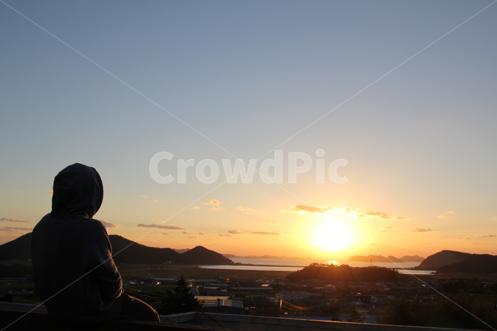 일몰,사람,해,sun,sunset,산,바다,하늘,구름,자연,풍경,nature,landscape,사람,인물,인간,human,person,인물실루엣,사람실루엣,character silhouette,human silhouette,여행,휴가,traveling,vacation,trip