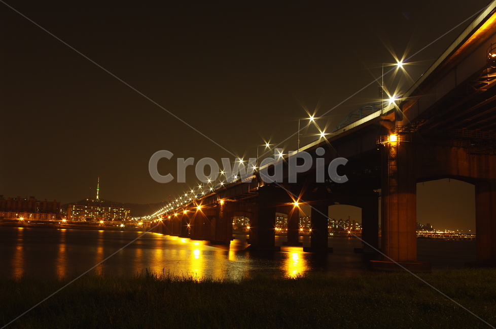 서울,한강,대교,야경,풍경,빛,조명,다리,야경,밤,풍경,nightscape,night,landscape,도시,city,한국도시풍경,한국도시경관,korea cityscape,bridge,building,건물