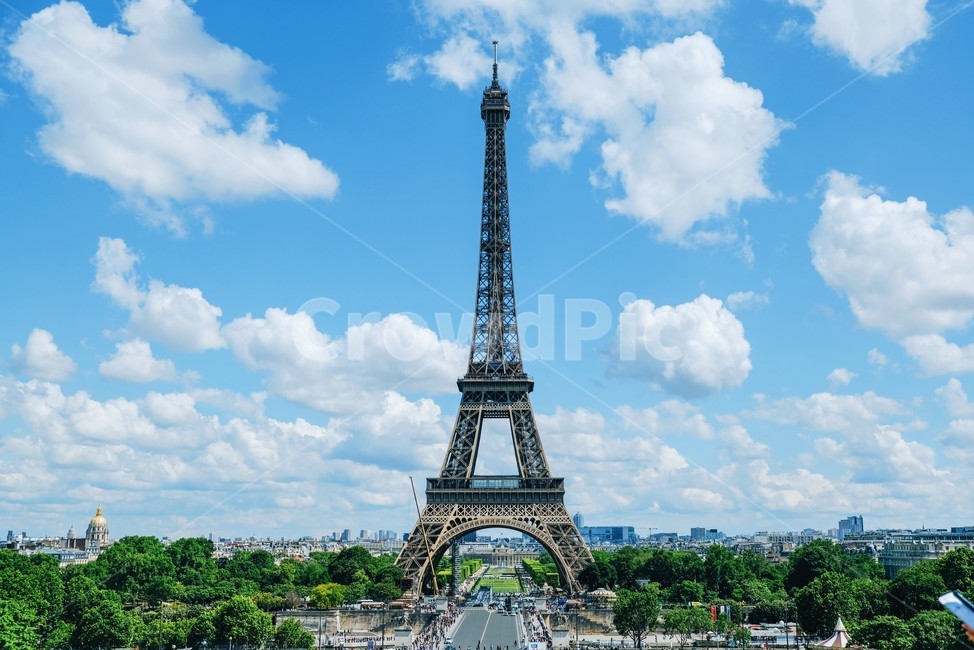 파리,에펠탑,프랑스,유럽,거리,낮,차,랜드마크,eiffeltower,paris,해외랜드마크,세계랜드마크,감성,건물,배경화면,랜드마크,landmark,tourist attraction,해외,외국,세계,foreign,oversea,world,세계랜드마크,해외랜드마크,외국랜드마크,world landmark,world tourist attraction,building,architecture,건축물,tower,탑,town,도시,urban,어반,downtown,도심,city,시티