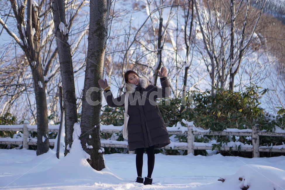 인물,사람,옥외,tree,나무,nature,자연,outdoors,plant,눈,snow,일본여행,여자,겨울,계절,winter,season,사람,인물,인간,human,person,여성,여자,woman,female,lady