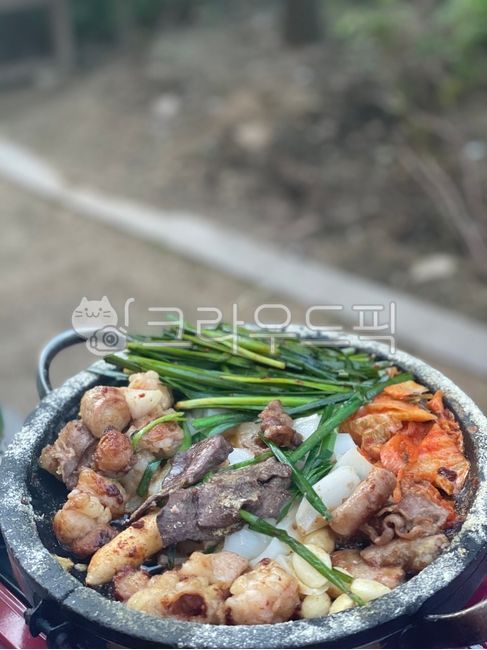 곱창,대창,막창,곱창요리,내장요리,돼지고기내장,내장,부추,food,meal,dish,음식,요리,돼지고기요리,돼지고기내장요리,곱창볶음