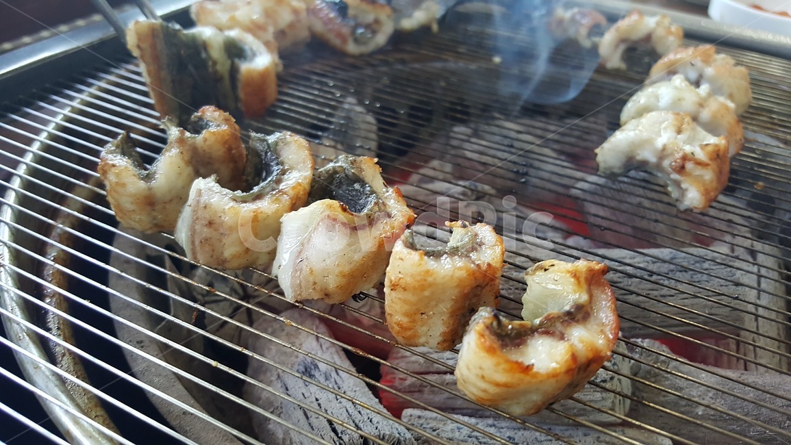 장어,장어구이,연탄구이,외식,스테미너,보양식