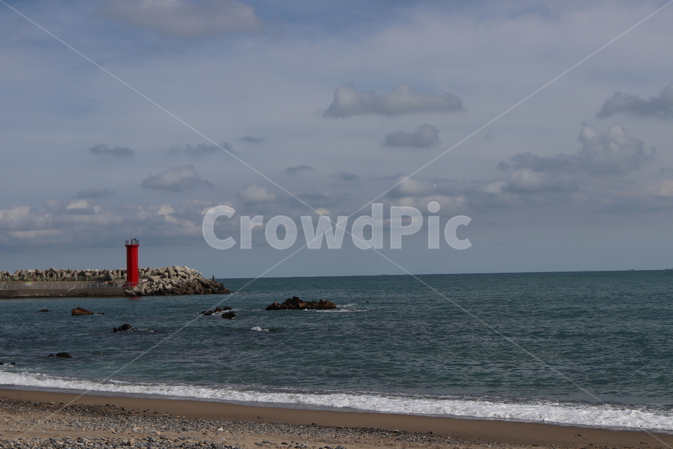 바다,등대,방파제,파도,수평선,섬,lighthouse,red,낚시,바다낚시,구름,하늘,tower,탑,beacon,건물,건축물,architecture,building,sea,해변,바다,beach,sea,등대,lighthouse
