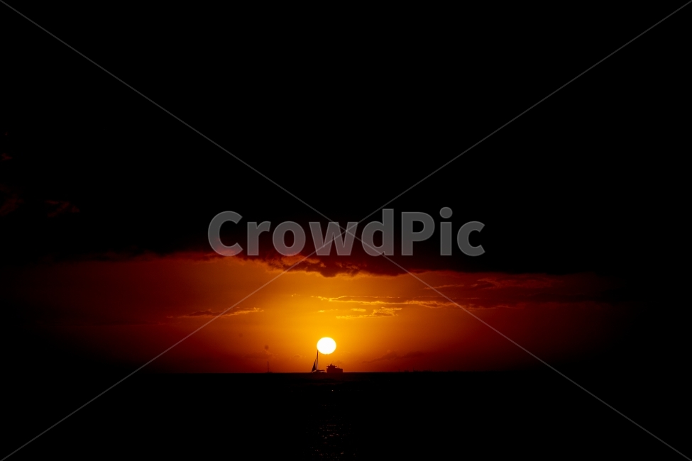 일출,태양,선셋,노을,해,자연,풍경,nature,landscape,outdoors,옥외,sunlight,햇빛,sky,하늘,dusk,황혼,red sky,붉은 하늘,dawn,새벽,sunset,일몰