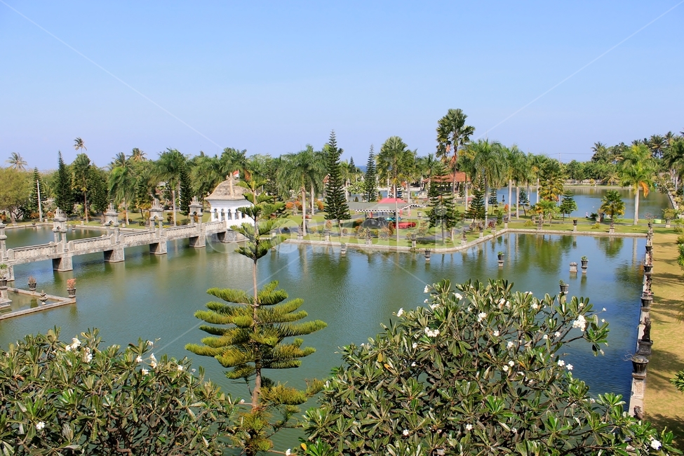 인도네시아,발리,물의궁전,까랑아쎔,카랑아셈,indonesia,bali,waterpalace,palace,karangasem,bridge,다리,고대건축,ancientarchitecture,해외,외국,세계,foreign,oversea,world