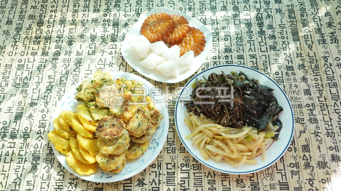 명절음식,전,도라지나물,고사리,약과,한국음식,고사리나물,식재료,나물,한식,음식,한국전통음식,추석,설날,차례상,요리,food,cook,meal,떡,dishes,ricecake,덕