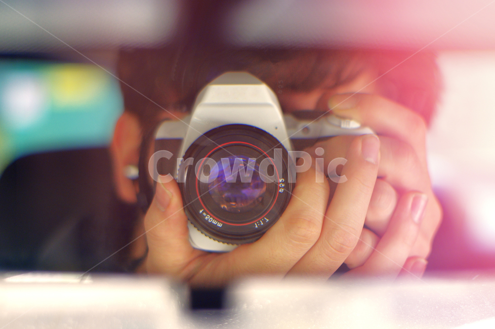dslr,카메라,사진기,백미러,사진작가,자동차,셀카,photographer,사람,인물,인간,human,person,남성,남자,man,male,사진작가,포토그래퍼,photographer