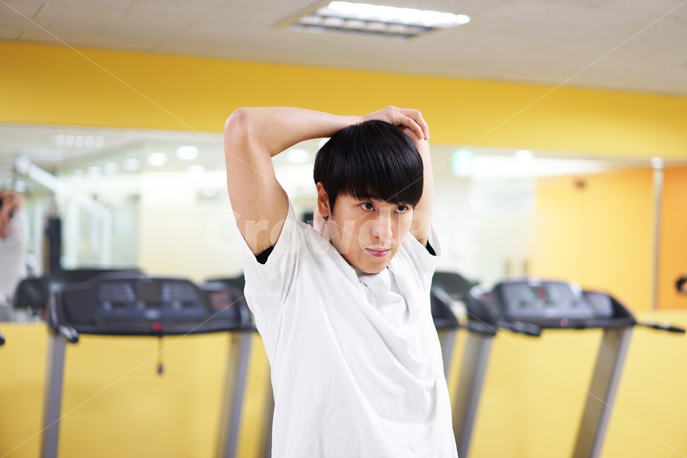 운동,남자,맨손체조,체조,스트레칭,체력단련,헬스,헬스장,자기관리,몸관리,트레이닝,남성,사람,인물,인간,human,person,남성,남자,man,male,건강,헬스웨어,헬스케어,healthware,health care