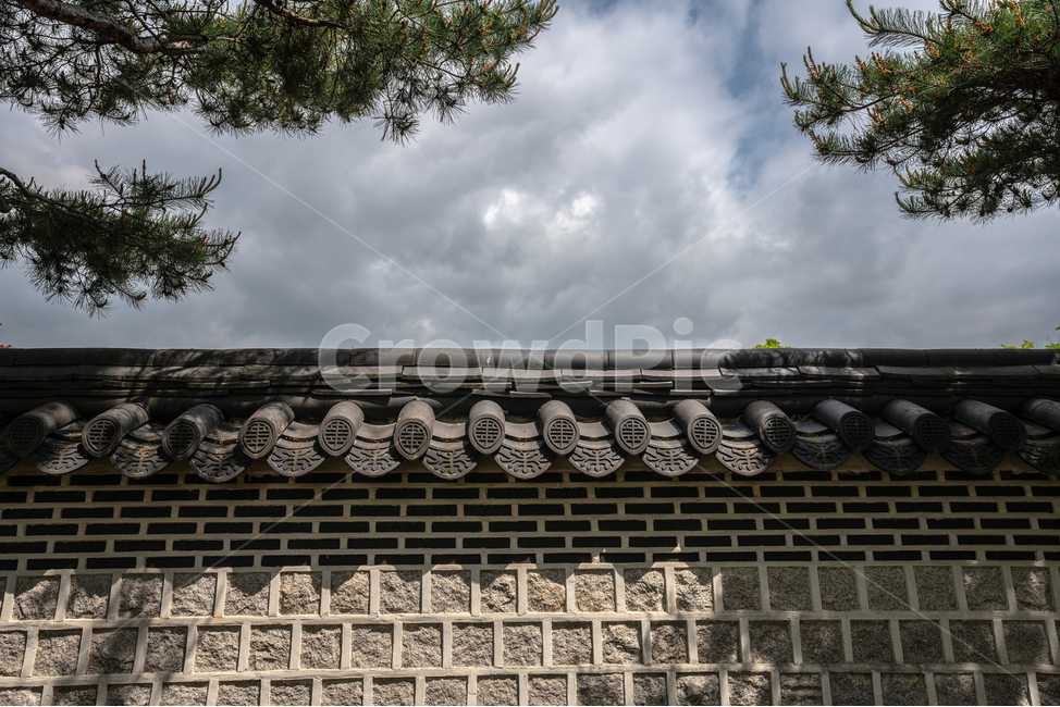 담벼락,나무,하늘,구름,돌,자연,풍경,nature,landscape,한국자연풍경,한국자연경관,korea nature landscape,한국전통,한국문화,korean traditional,korean culture,roof,지붕