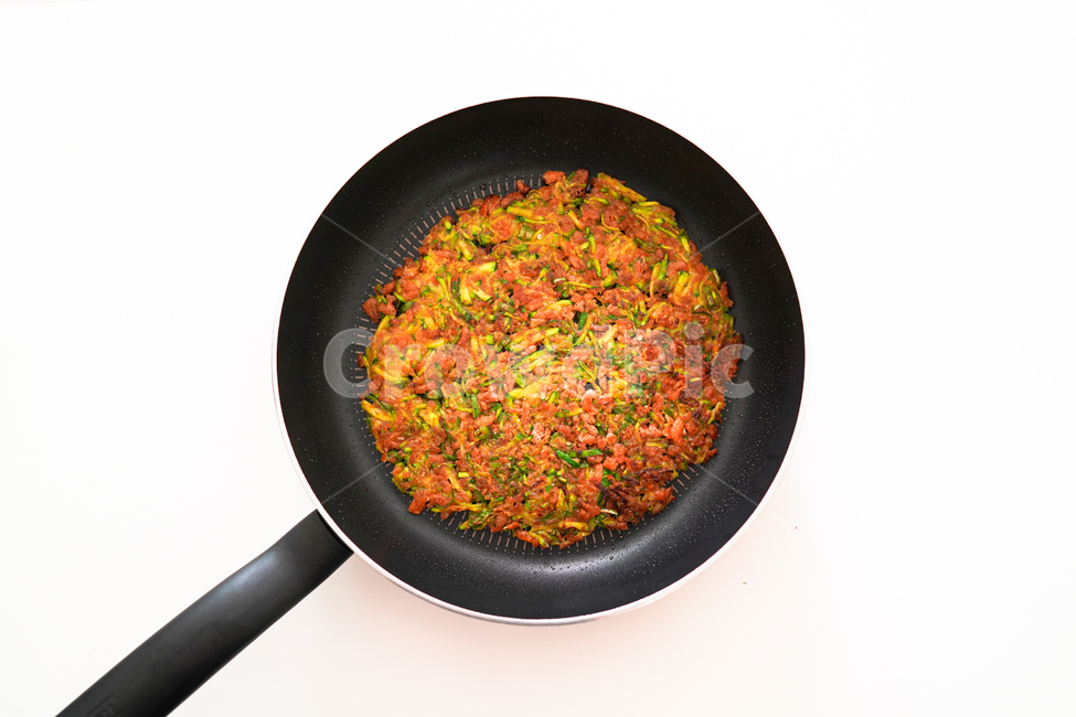 호박전,애호박전,애호박,호박,부침개,요리,후라이팬,프라이팬,노릇,음식,웍,fryingpan