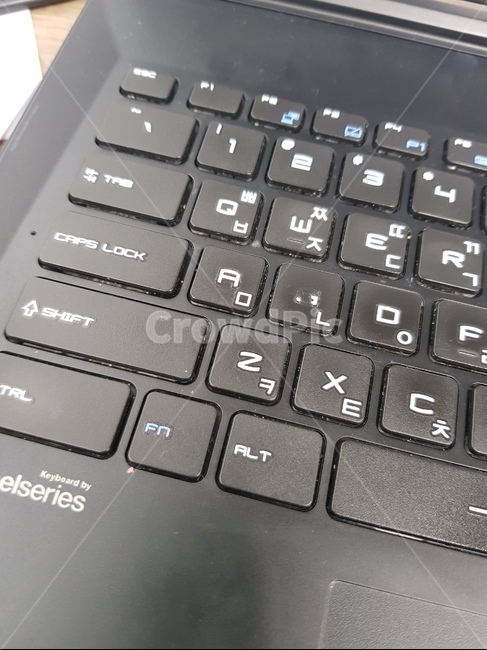 컴퓨터,노트북,자판,키보드,전자제품,기계,computer,laptop,keyboard