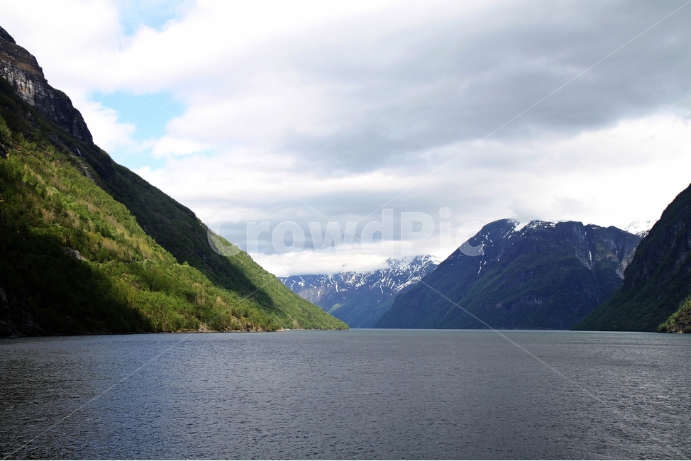 외국풍경사진,노르웨이풍경사진,해외풍경사진,북유럽풍경사진,피요르드,호수,감성사진,겨울,계절,winter,season,자연,풍경,nature,landscape,해외,외국,세계,foreign,oversea,world,세계자연풍경,해외자연풍경,외국자연풍경,world nature landscape,outdoors,옥외,slope,경사,promontory,곶,mountain,산,mountain range,산맥,water,물