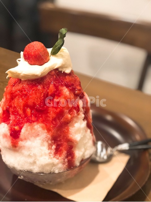 딸기빙수,디저트,food,dessert,빙수,아이스,후식,음식,식재료,요리,food,cook,meal,dishes,food reserves,디저트,간식,후식,dessert,snack